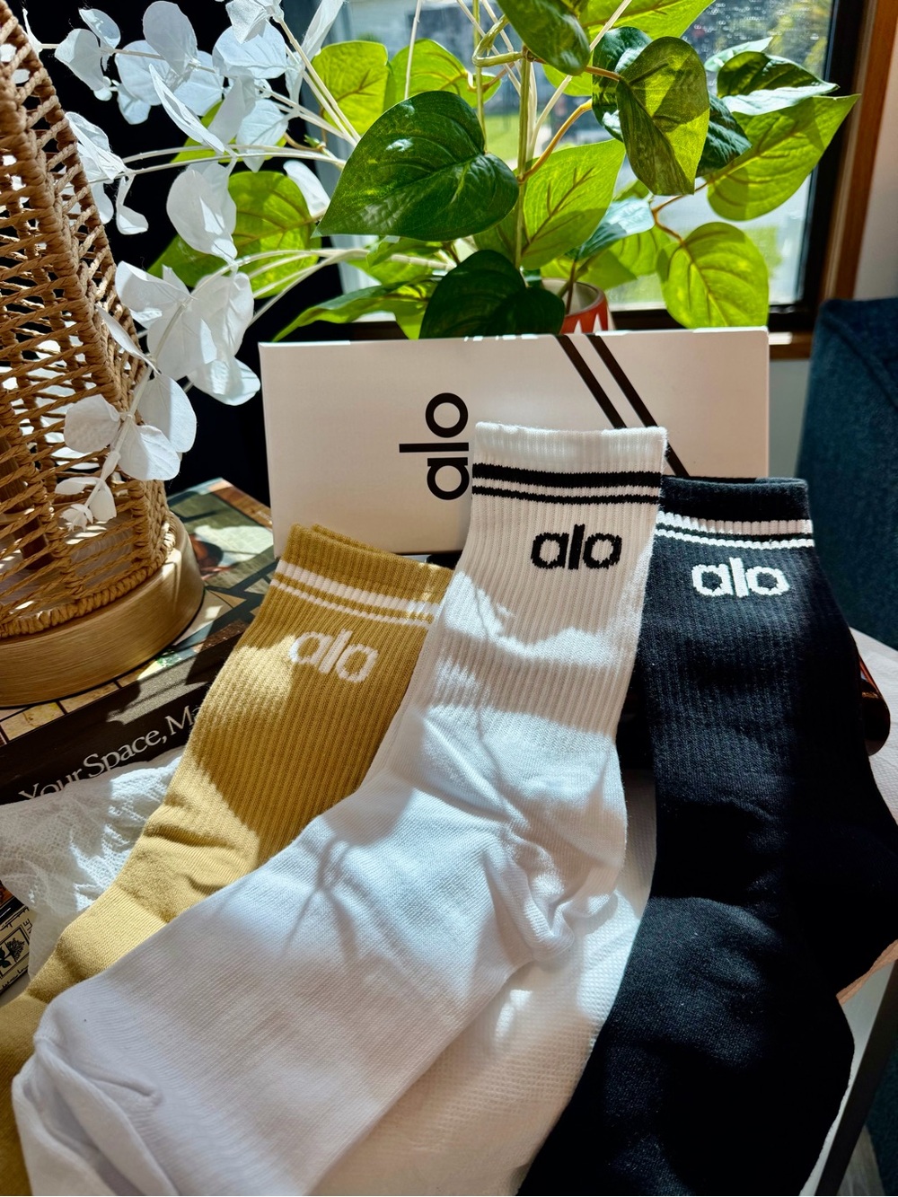 ALO Yoga Crew Socks - White, Mustard, Black (3-Pack) - Picture 3 of 6